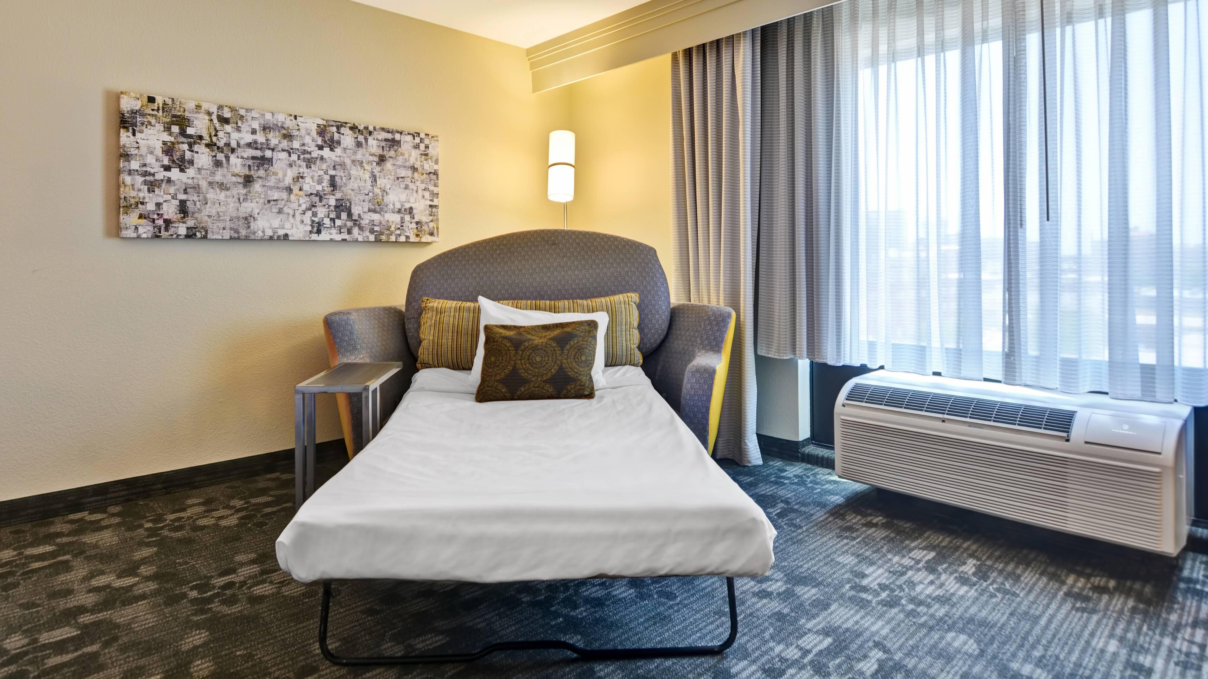 Hotel Courtyard By Marriott Wichita At Old Town Exterior foto